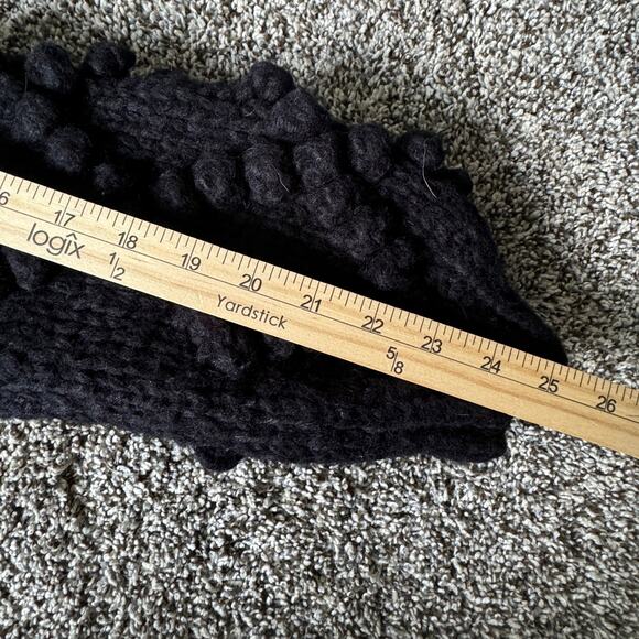 Flat White Anthropologie Sweater Womens Medium Black Bobble One‎ Shoulder Chunky - Picture 6 of 6